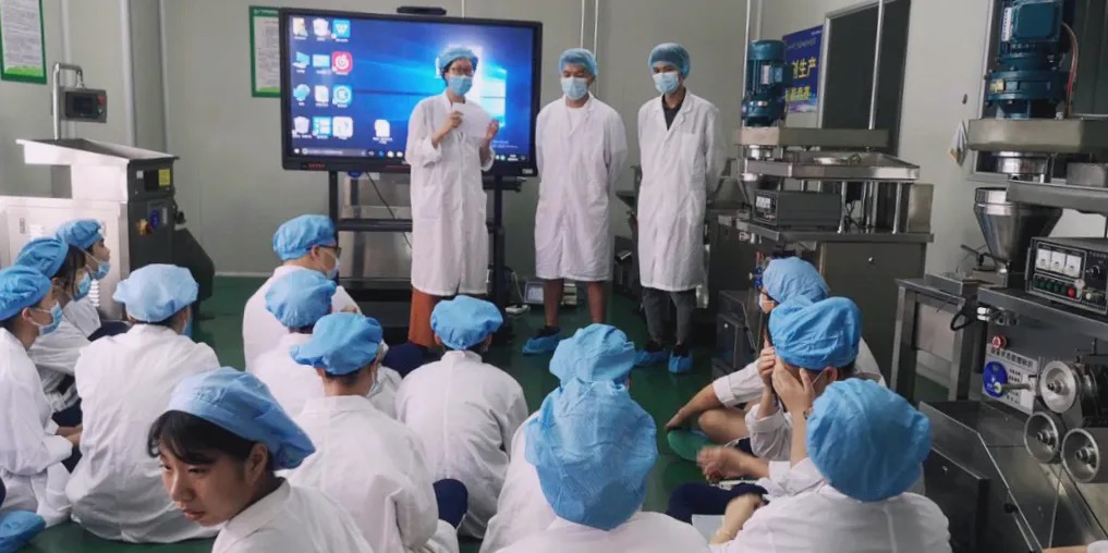 白云山腾博会官网公司校企智慧课堂开讲啦！