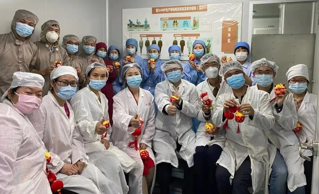 送福到岗，，，，情暖一线！