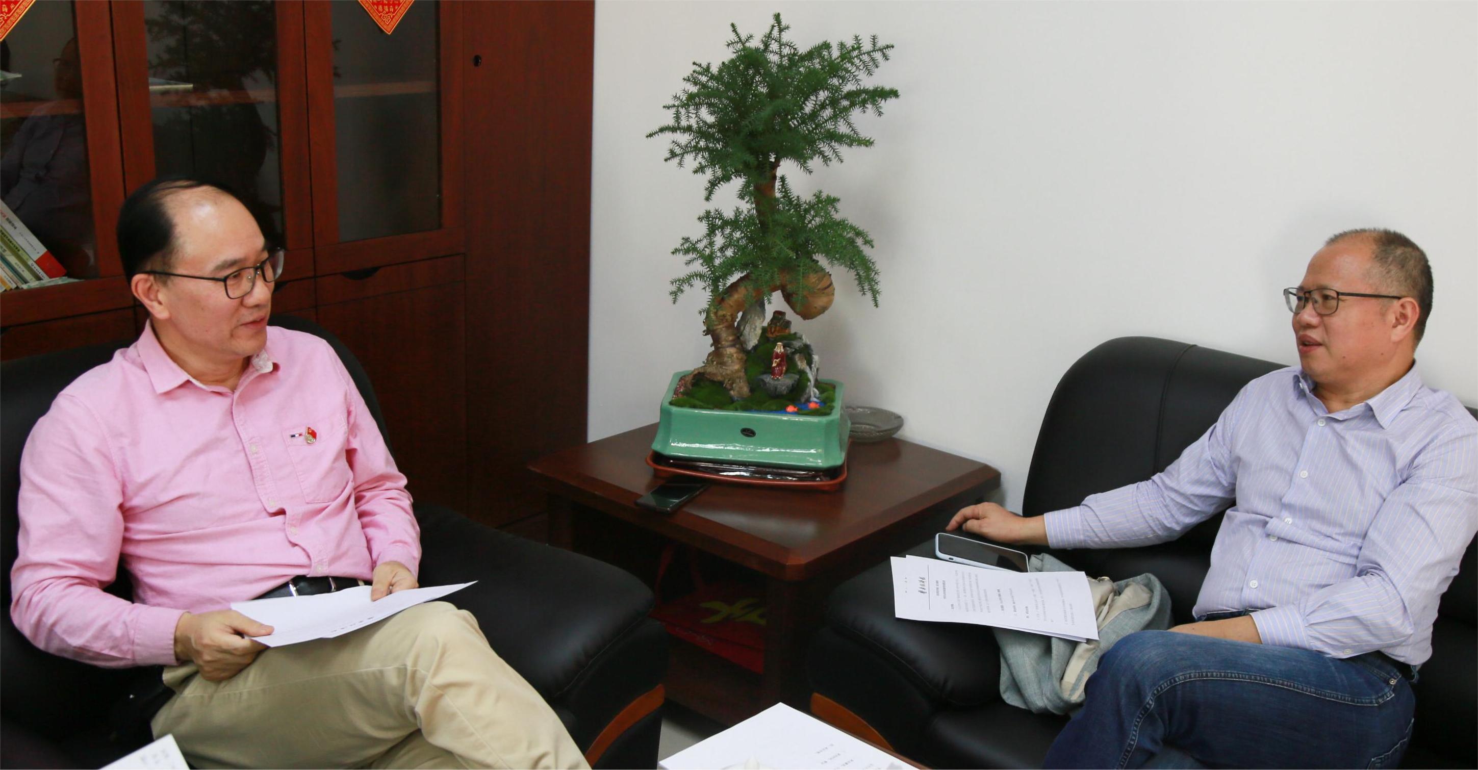 医药经济报专访白云山腾博会官网公司董事长裴泽建，，谈中药企业传承立异高质量生长